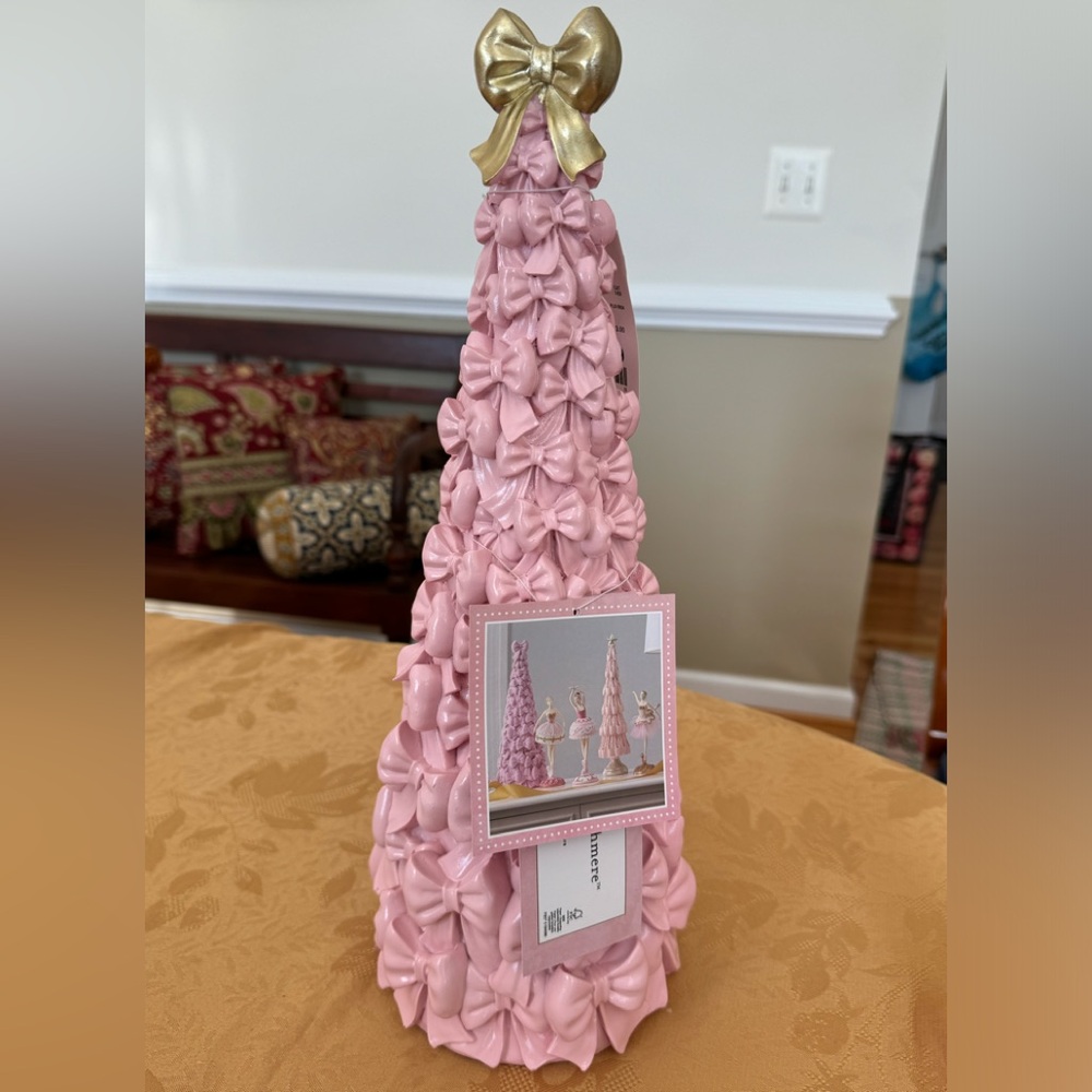 Pink Bow Tree with Gold Bow Top by Cupcakes and Cashmere